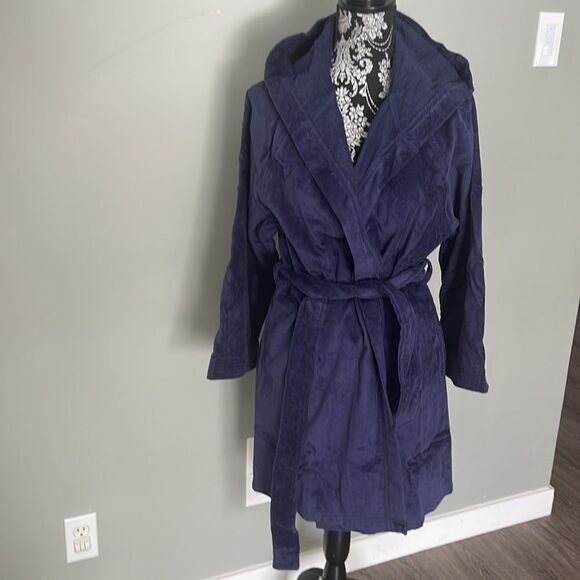 Lord & Taylor Dark Navy Small . NEW - Picture 1 of 4